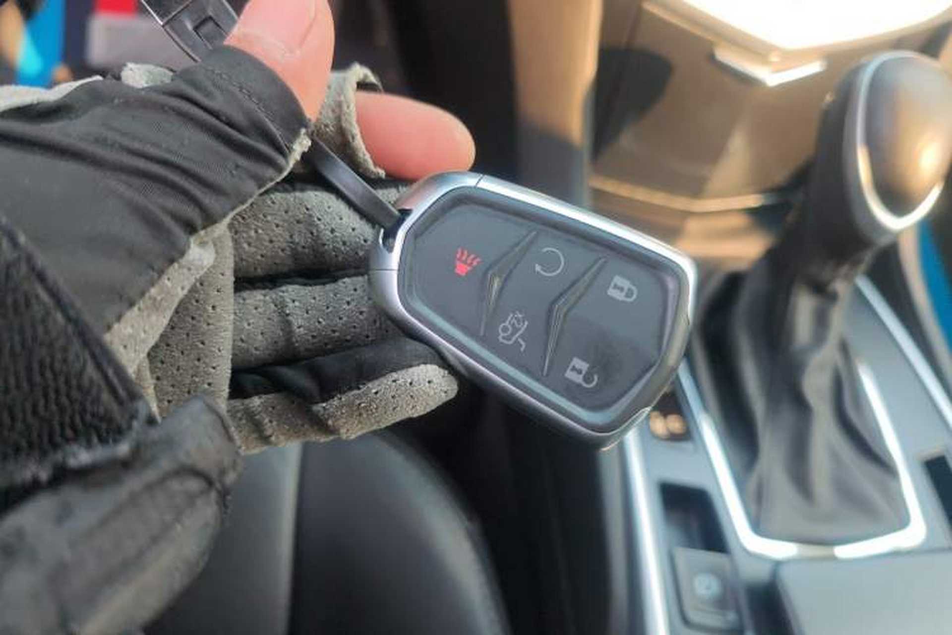 Used Cadillac SRX 2015 3.0L Comfort Version Vehicle Key
