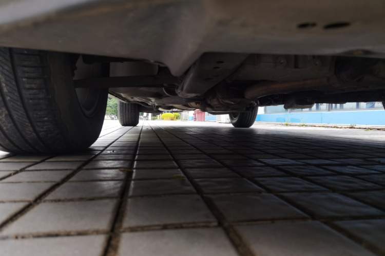 Used Cadillac SRX 2015 3.0L Elite Model Chassis Front Right