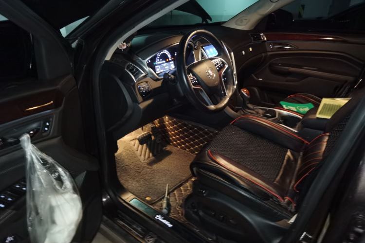 Used Cadillac SRX 2015 3.0L Elite Model Driver Seat