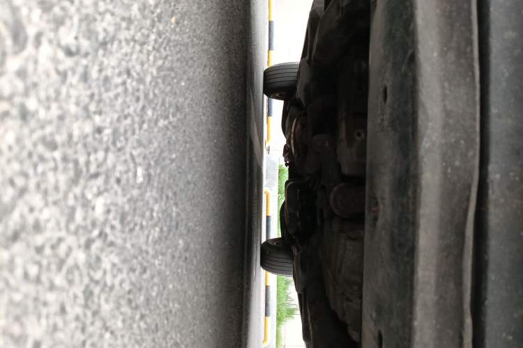 Used Cadillac SRX 2015 3.0L Elite Model Chassis Front