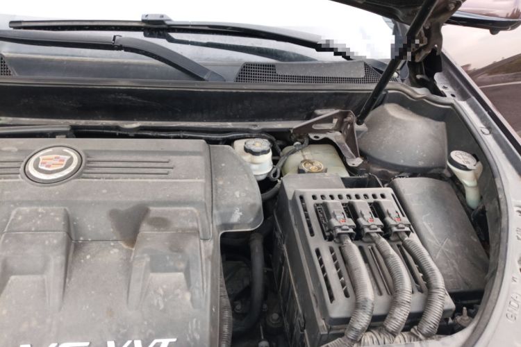 Used Cadillac SRX 2015 3.0L Elite Model Engine Bay Left