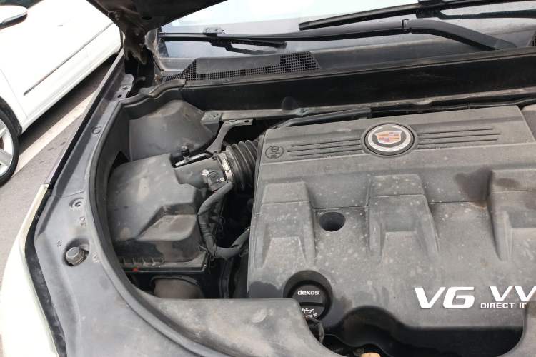Used Cadillac SRX 2015 3.0L Elite Model Engine Bay Right