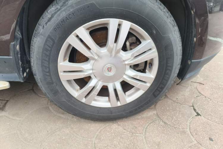 Used Cadillac SRX 2015 3.0L Comfort Version Right Front Wheel Hub