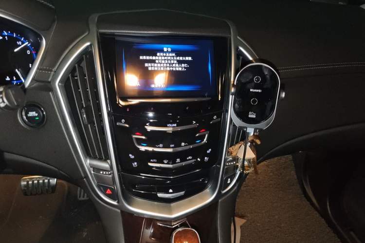 Used Cadillac SRX 2015 3.6L Flagship Edition Audio And AC Panel