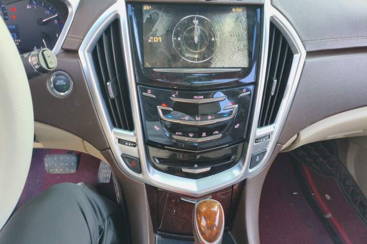 Used Cadillac SRX 2015 3.0L Elite Model Audio And AC Panel