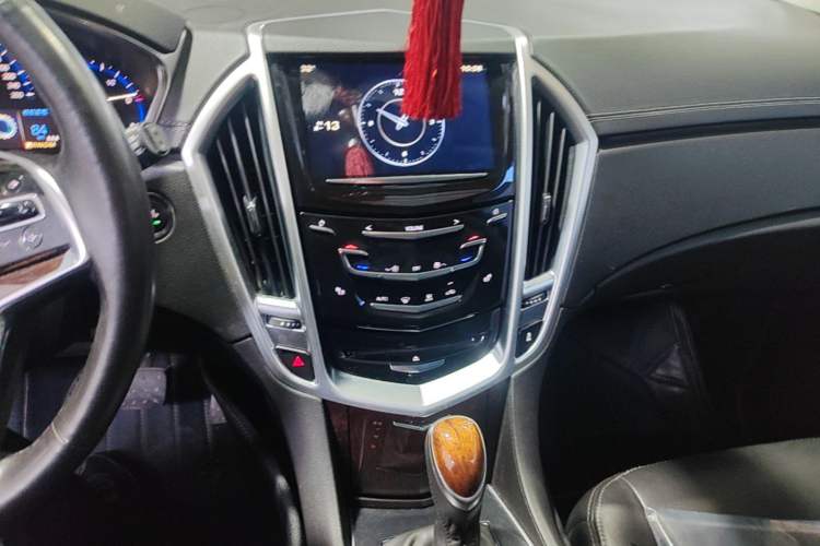 Used Cadillac SRX 2015 3.0L Elite Model Audio And AC Panel