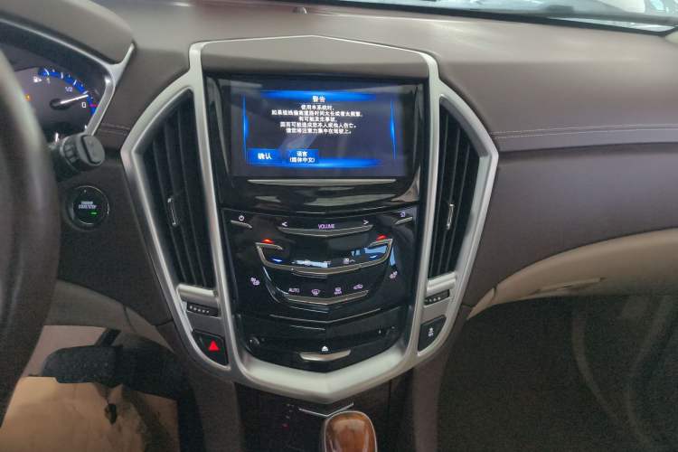 Used Cadillac SRX 2015 3.0L Elite Model Audio And AC Panel