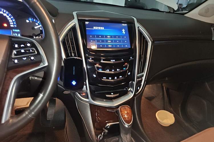 Used Cadillac SRX 2015 3.0L Flagship Model Audio And AC Panel