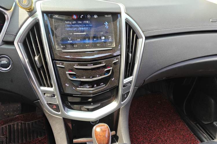 Used Cadillac SRX 2015 3.0L Elite Model Audio And AC Panel