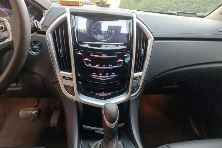 Used Cadillac SRX 2015 3.0L Comfort Version Audio And AC Panel