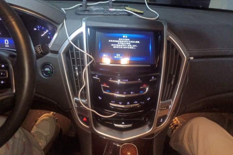 Used Cadillac SRX 2015 3.0L Elite Model Audio And AC Panel