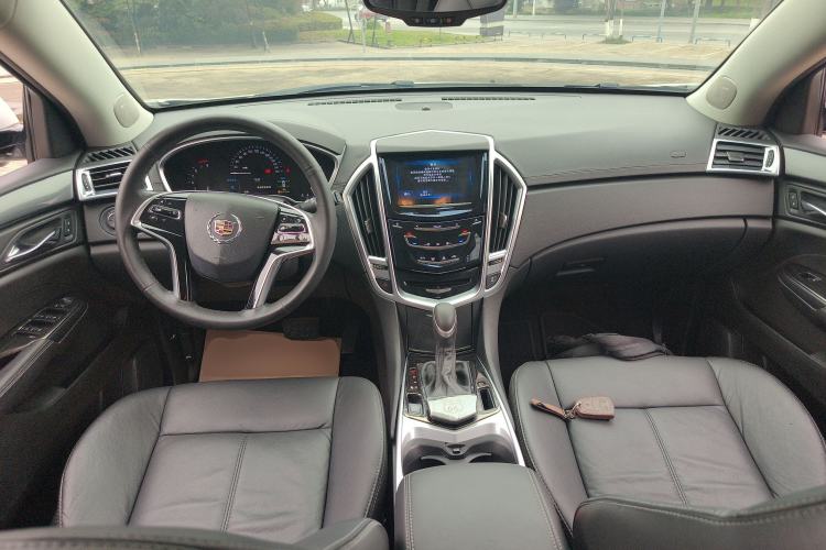 Used Cadillac SRX 2015 3.0L Comfort Version Center Console