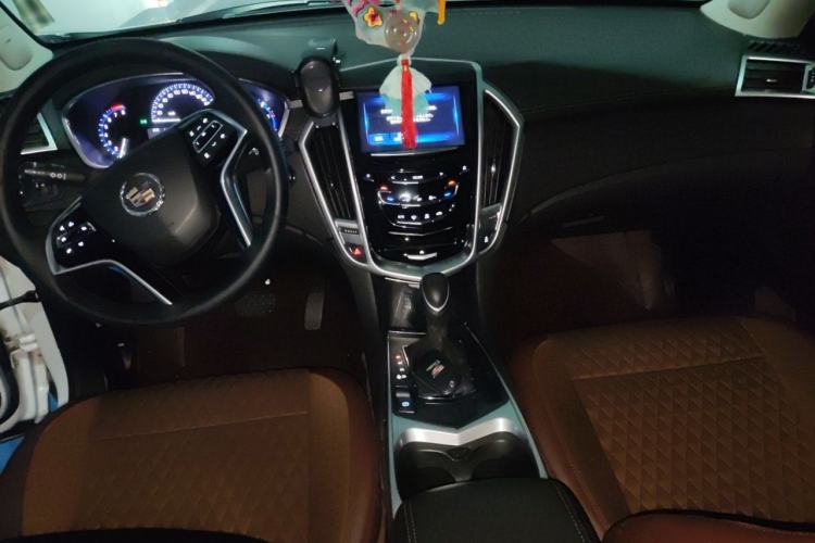 Used Cadillac SRX 2015 3.0L Comfort Version Center Console