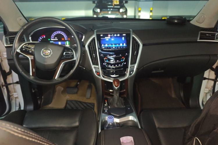 Used Cadillac SRX 2015 3.0L Luxury Model Center Console