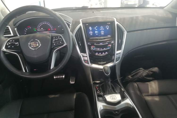 Used Cadillac SRX 2015 3.0L Comfort Version Center Console