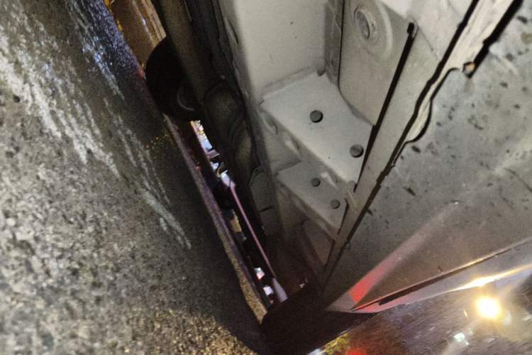 Used Cadillac SRX 2015 3.0L Elite Model Chassis Front Left