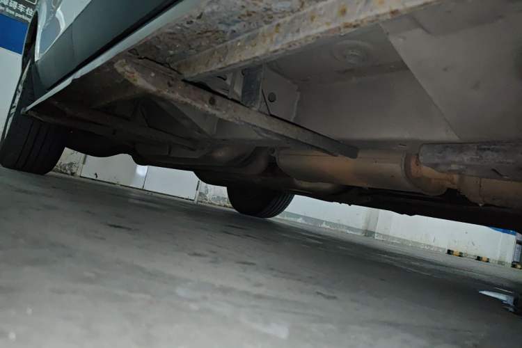 Used Cadillac SRX 2015 3.0L Elite Model Chassis Front Right