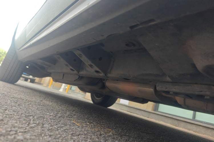 Used Cadillac SRX 2015 3.0L Elite Model Chassis Front Right