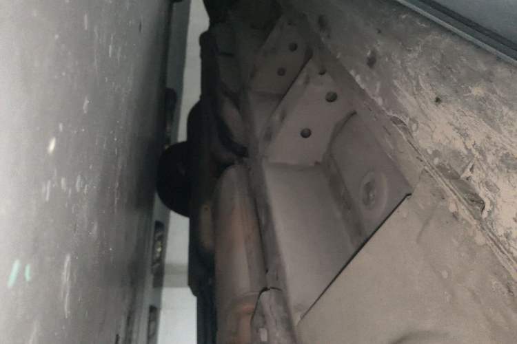 Used Cadillac SRX 2015 3.0L Elite Model Chassis Front Right