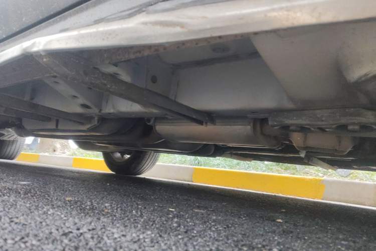 Used Cadillac SRX 2015 3.0L Elite Model Chassis Front Right