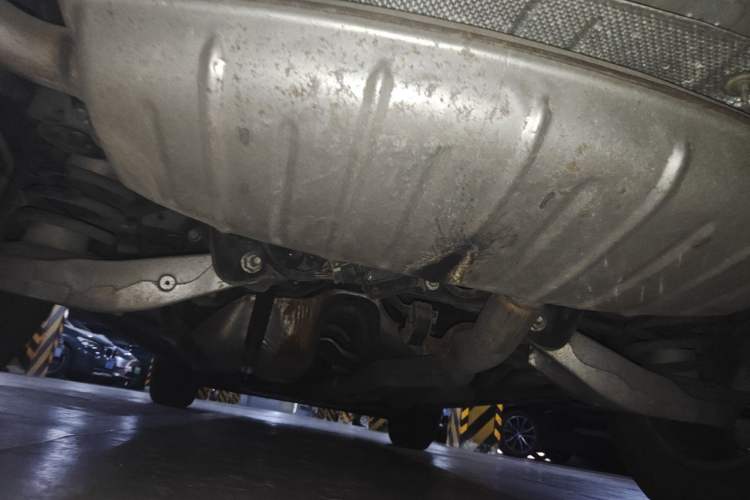 Used Cadillac SRX 2015 3.0L Elite Model Chassis Rear