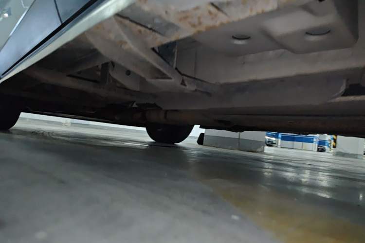 Used Cadillac SRX 2015 3.0L Elite Model Chassis Rear Left
