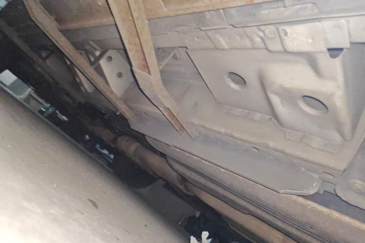 Used Cadillac SRX 2015 3.0L Comfort Version Chassis Rear Left