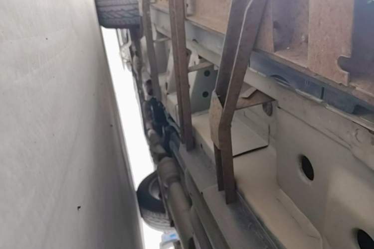 Used Cadillac SRX 2015 3.0L Elite Model Chassis Rear Left