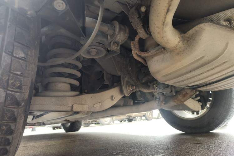 Used Cadillac SRX 2015 3.0L Elite Model Chassis Rear Left