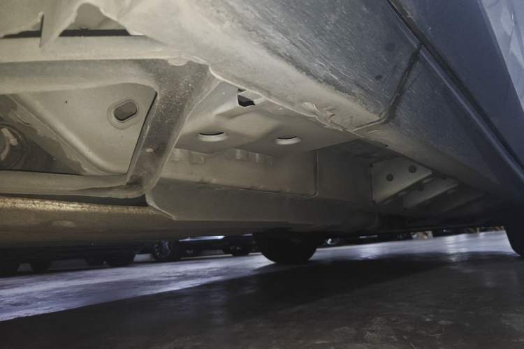Used Cadillac SRX 2015 3.0L Elite Model Chassis Rear Right