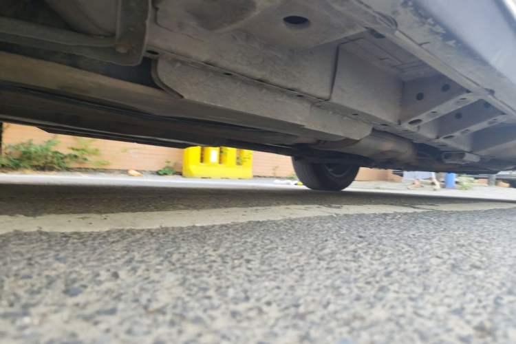 Used Cadillac SRX 2015 3.0L Elite Model Chassis Rear Right