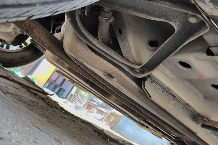 Used Cadillac SRX 2015 3.0L Elite Model Chassis Rear Right