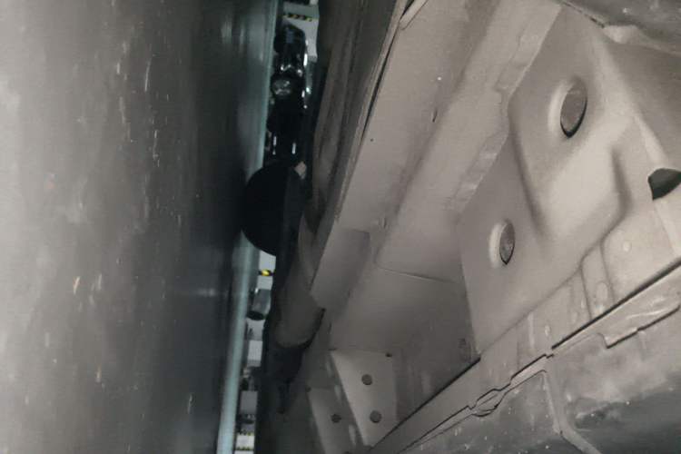Used Cadillac SRX 2015 3.0L Elite Model Chassis Rear Right