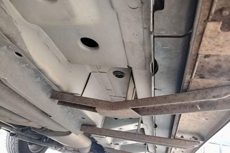 Used Cadillac SRX 2015 3.0L Elite Model Chassis Rear Right