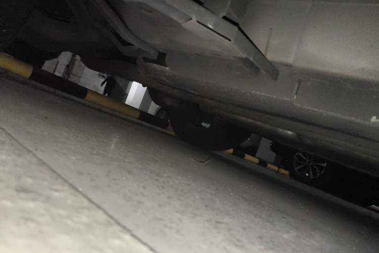 Used Cadillac SRX 2015 3.0L Elite Model Chassis Rear Right