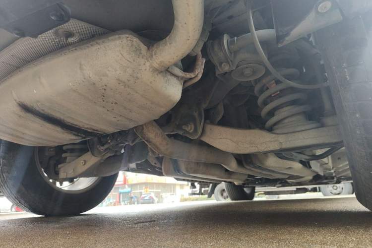 Used Cadillac SRX 2015 3.0L Elite Model Chassis Rear Right