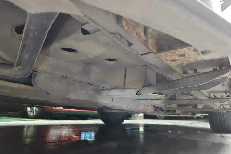 Used Cadillac SRX 2015 3.0L Elite Model Chassis Rear Right