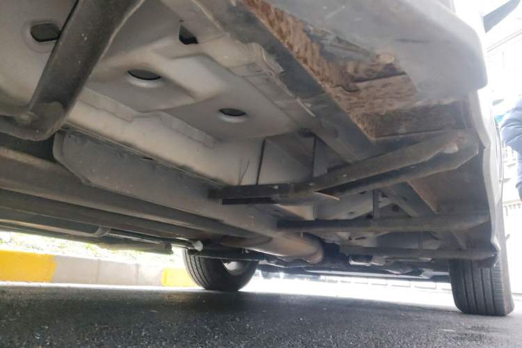 Used Cadillac SRX 2015 3.0L Elite Model Chassis Rear Right