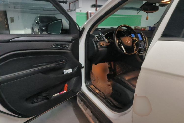 Used Cadillac SRX 2015 3.0L Comfort Version Driver Seat