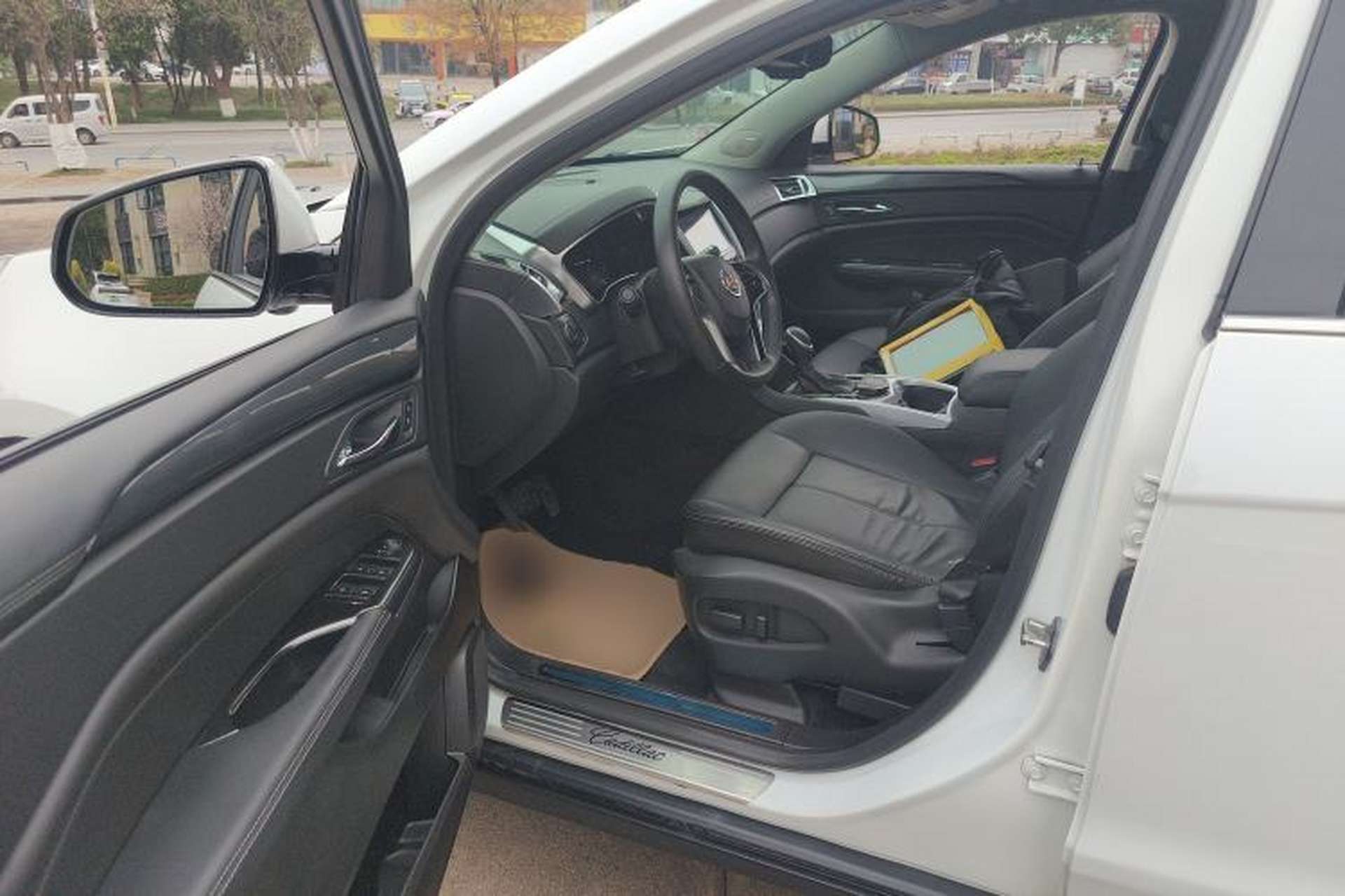Used Cadillac SRX 2015 3.0L Comfort Version Driver Seat