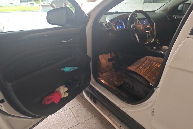 Used Cadillac SRX 2015 3.0L Comfort Version Driver Seat