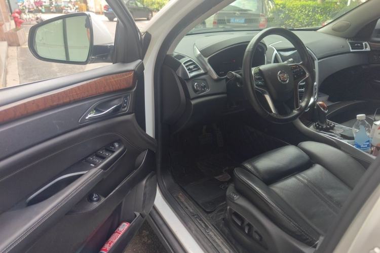 Used Cadillac SRX 2015 3.0L Elite Model Driver Seat