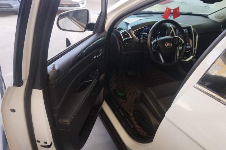 Used Cadillac SRX 2015 3.0L Comfort Version Driver Seat