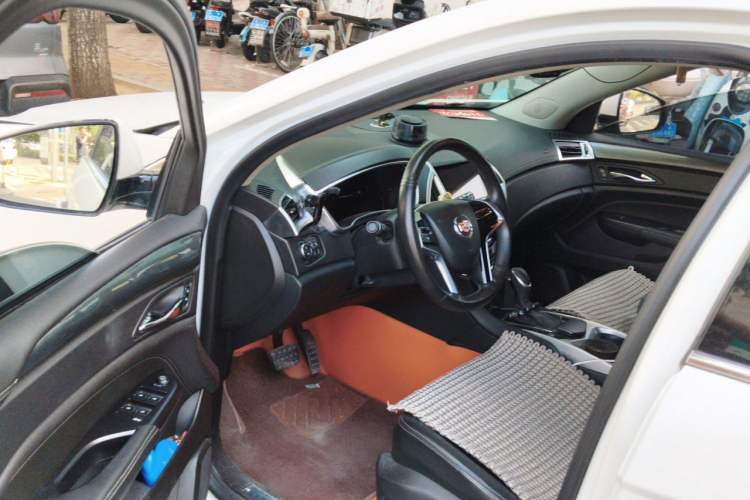 Used Cadillac SRX 2015 3.0L Comfort Version Driver Seat