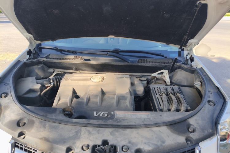 Used Cadillac SRX 2015 3.0L Elite Model Engine Bay