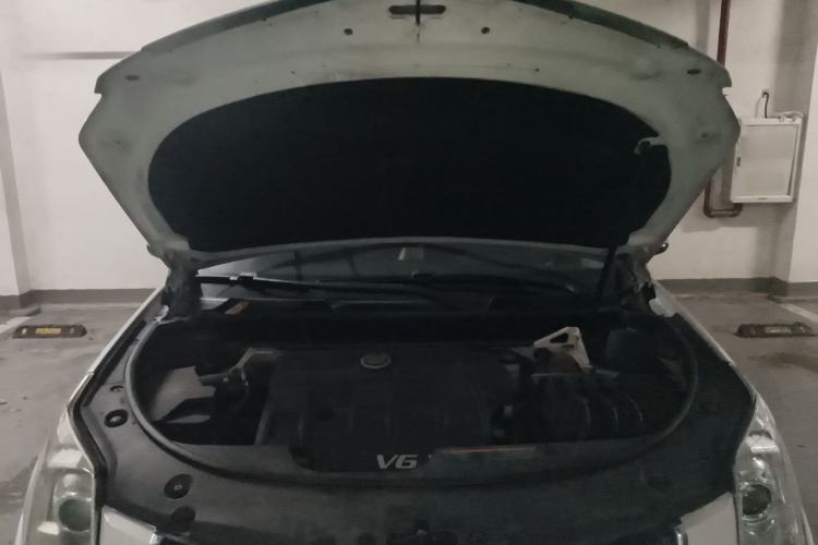 Used Cadillac SRX 2015 3.0L Elite Model Engine Bay