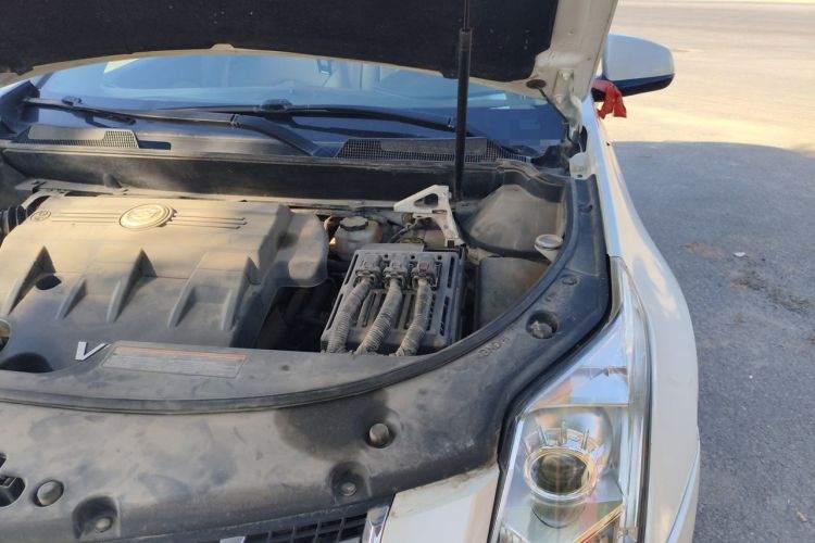 Used Cadillac SRX 2015 3.0L Elite Model Engine Bay Left