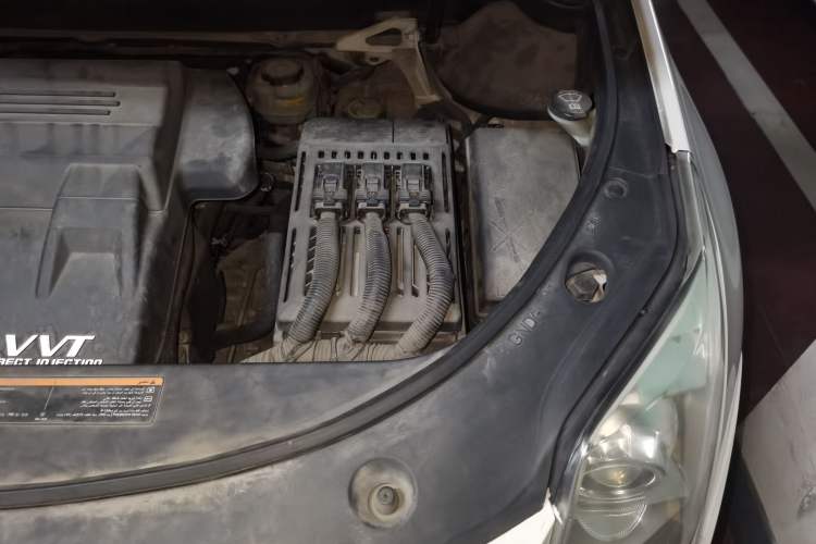 Used Cadillac SRX 2015 3.0L Elite Model Engine Bay Left