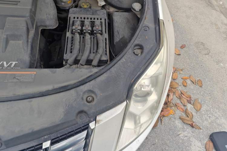 Used Cadillac SRX 2015 3.0L Elite Model Engine Bay Left