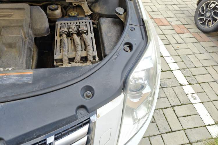 Used Cadillac SRX 2015 3.0L Elite Model Engine Bay Left